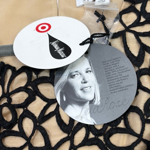 🏷️NWT Lela Rose for Neiman Marcus x Target Guipure Lace Sleeveless Top XS Lined - Picture 16 of 16